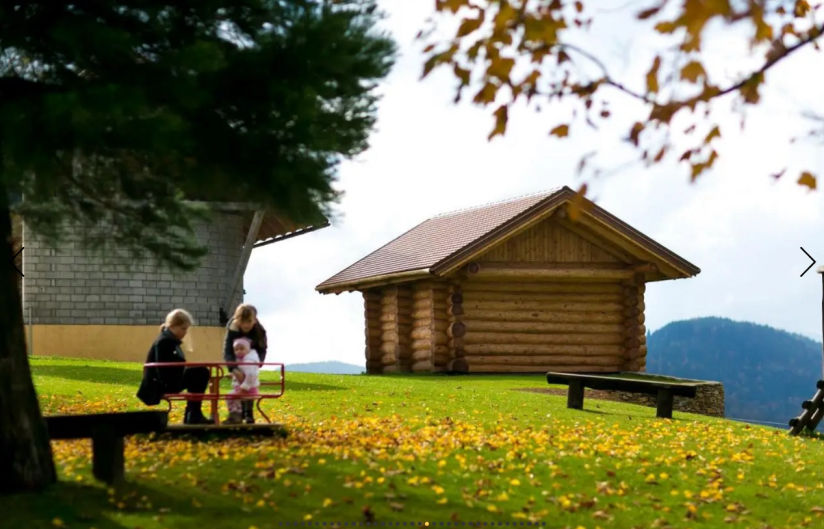 Mobirise Website Builder